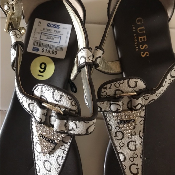 Guess sandals - Picture 3 of 5